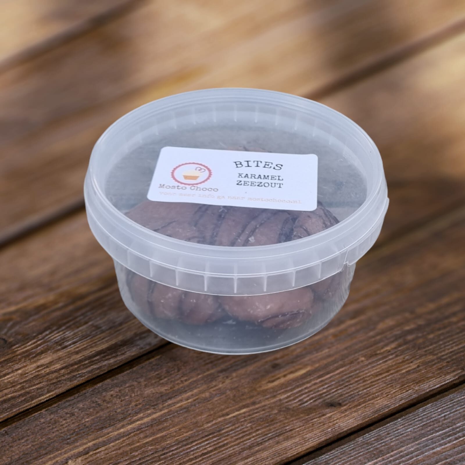 bites karamel zeezout op hout bites karamel zeezout op hout